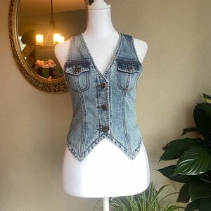 Light Wash Denim Pointed Hem Vest